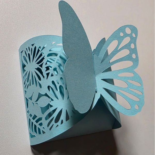 creations des Aulnes mariage boite dragees papillon